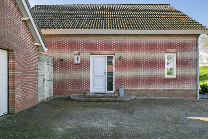 Bekijk foto 4 van Molendijk 49