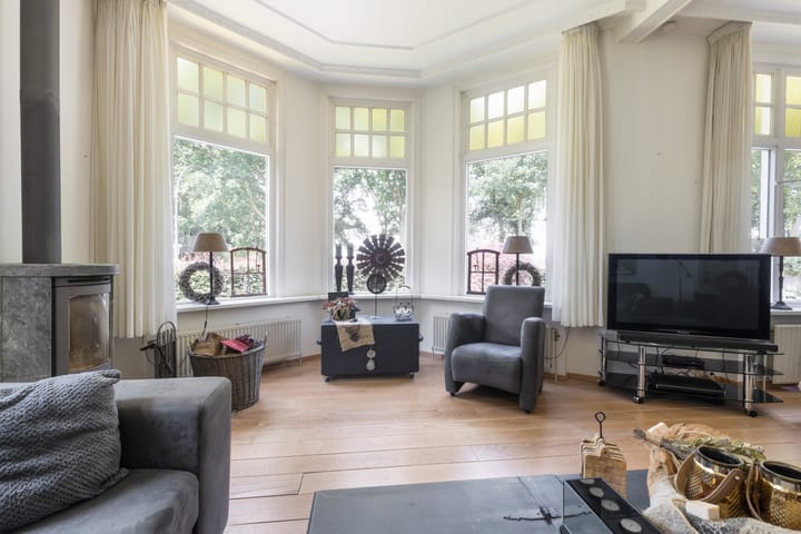 Photo 15 of Hoornderweg 31