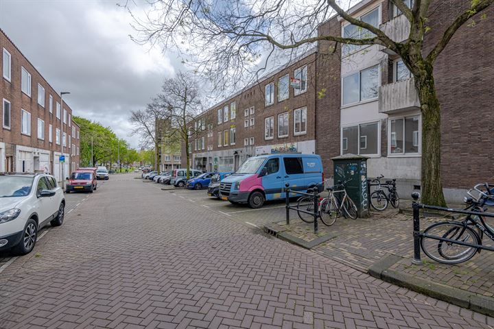 Bekijk foto 15 van Voornsestraat 6-C