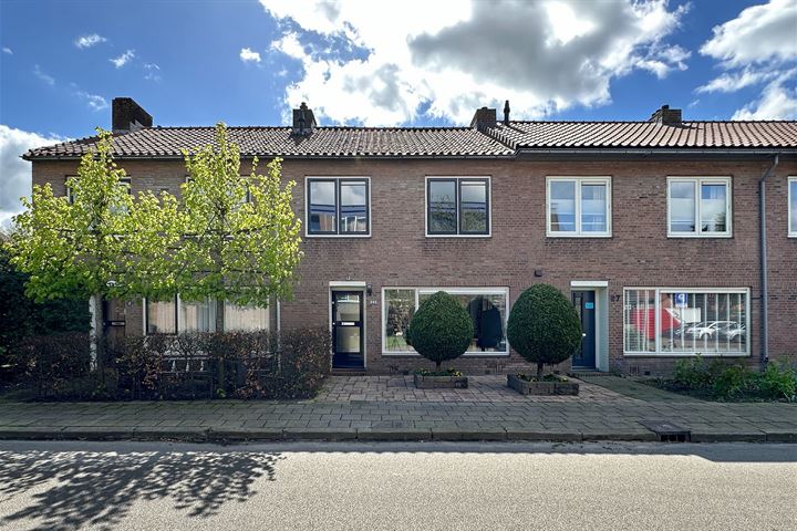 Bekijk foto 2 van Meeuwenstraat 29