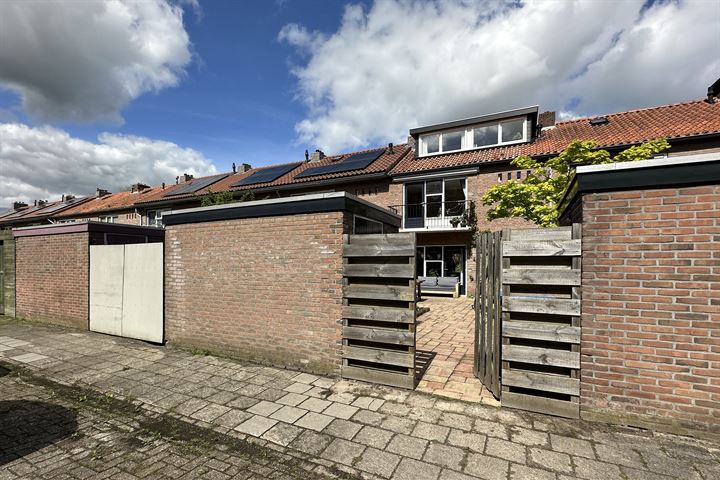 Bekijk foto 28 van Meeuwenstraat 29