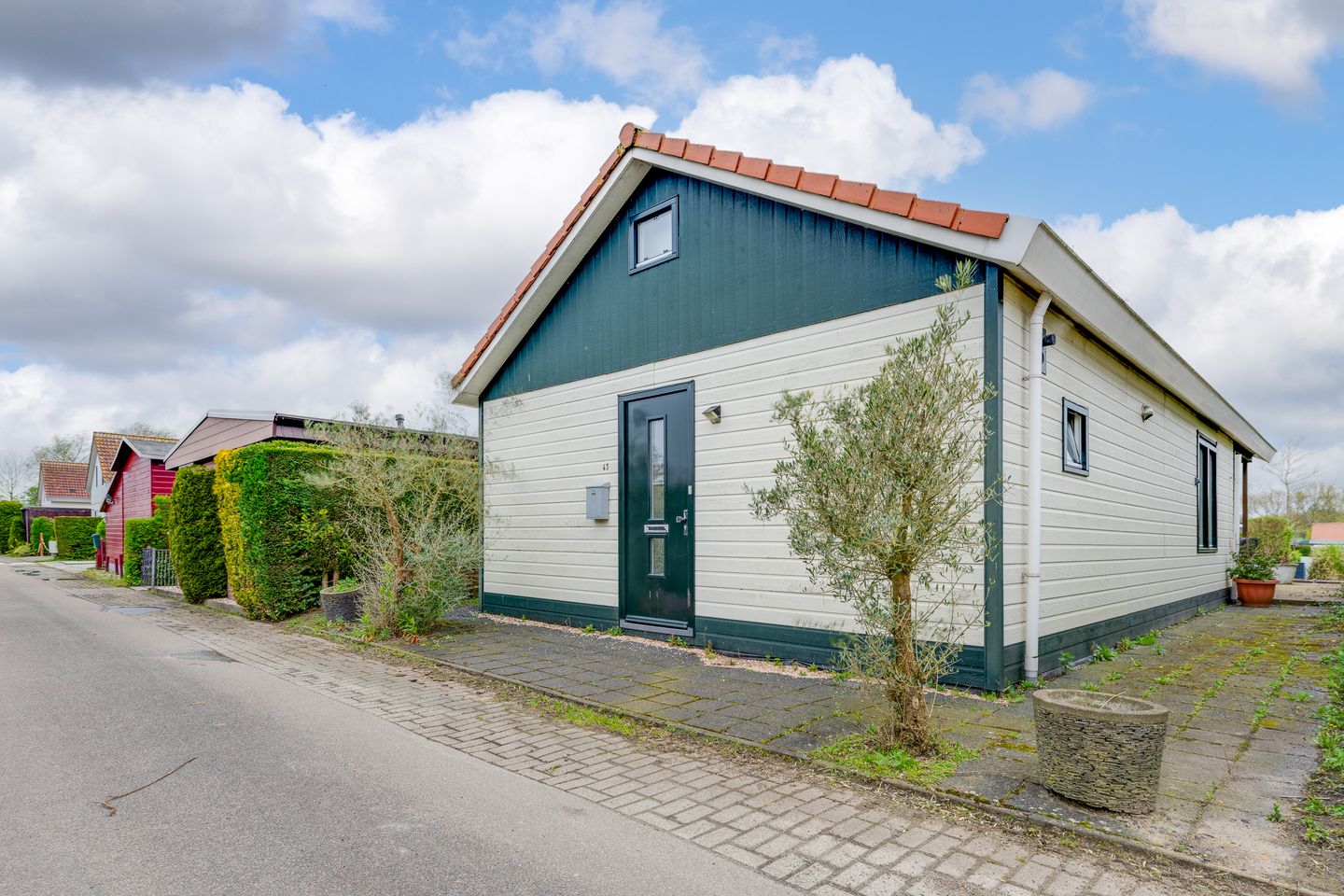 Photo 1 of Onderdijk 245-043