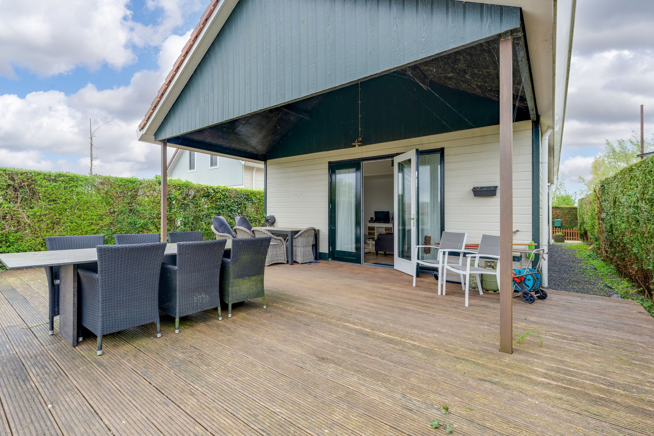 Photo 21 of Onderdijk 245-043