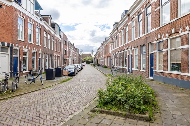 Bekijk foto 43 van Marwixstraat 7