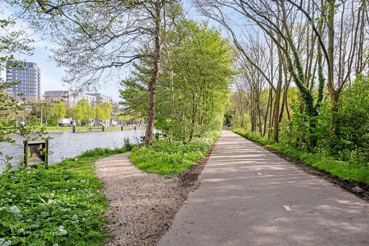 Bekijk foto 45 van Plantijnstraat 80