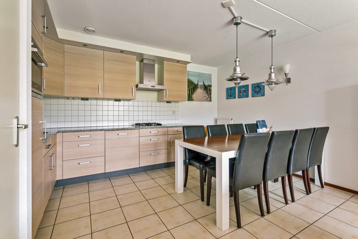 Photo 10 of Veerse Meerdreef 3