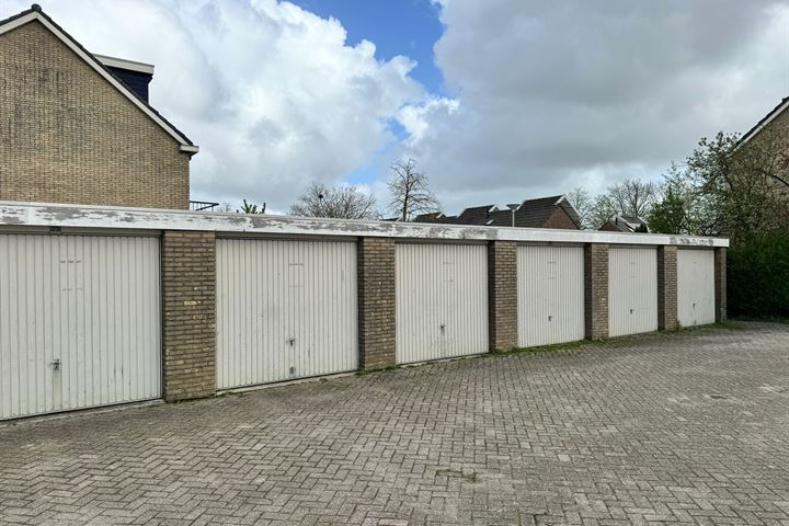 View photo of ... ... Evertsenstraat 67 t/m 71 0 ong