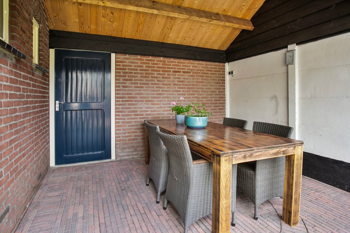 Bekijk foto 36 van Kampstraat 42