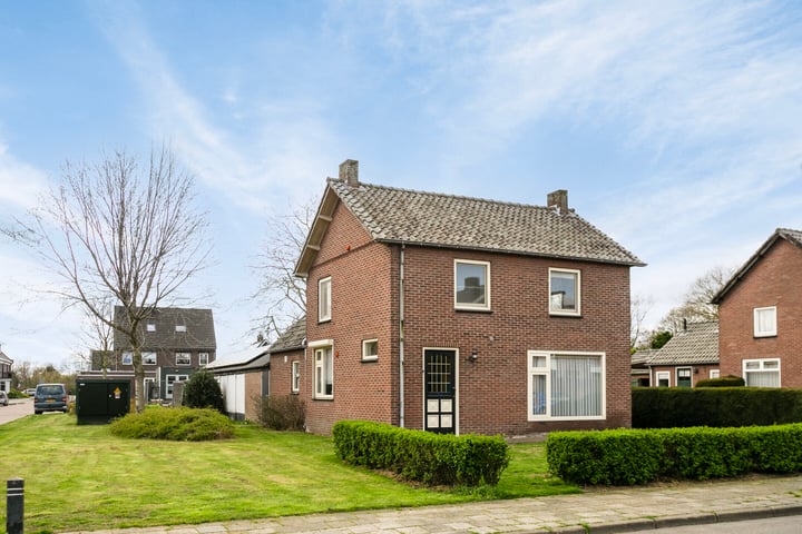 Bekijk foto 39 van Kampstraat 42