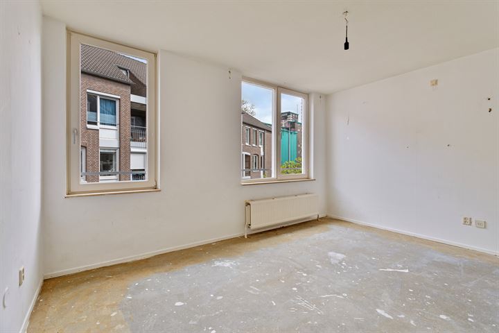 Bekijk foto 14 van Sint Teunisstraat 11-B