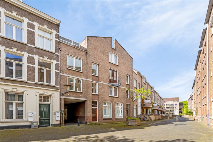 Bekijk foto 32 van Sint Teunisstraat 11-B