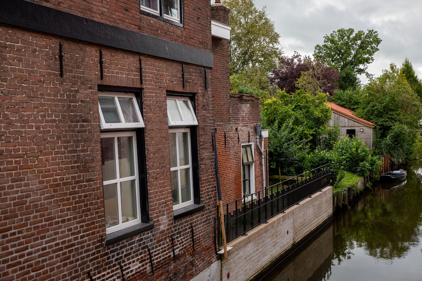 Photo 19 of Voorstraat 96