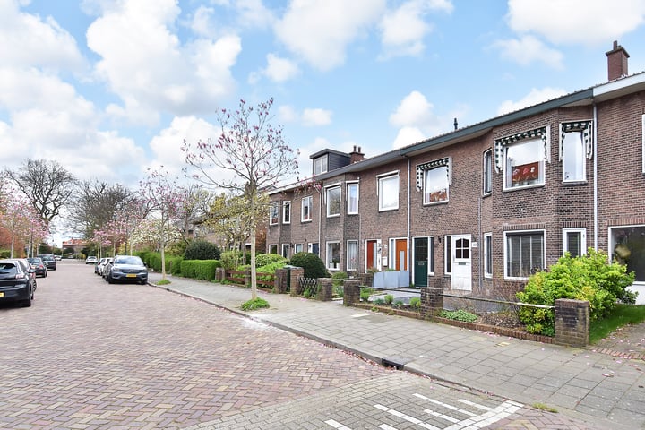 Bekijk foto 32 van Noordenburglaan 32