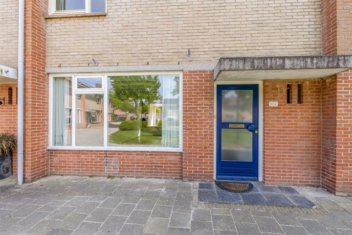 Bekijk foto 32 van Michiel de Ruyterstraat 66