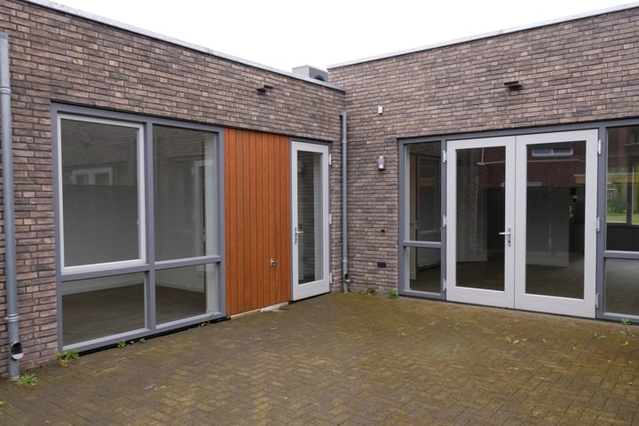 Foto 2 van Op de Beek 12-KAVEL 4