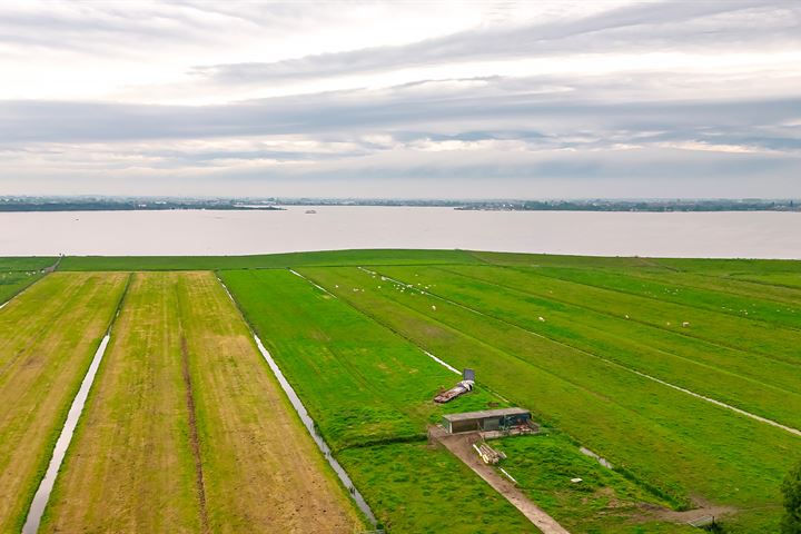 Bekijk foto 3 van Zonnedauwlaan 81