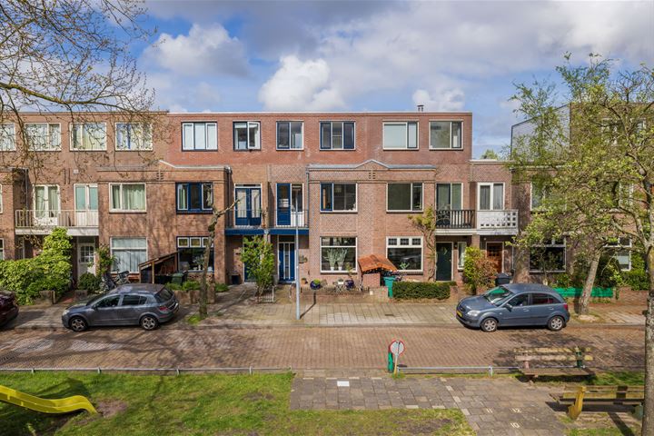 View photo 1 of Oosterstraat 15