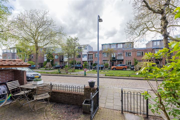 View photo 51 of Oosterstraat 15