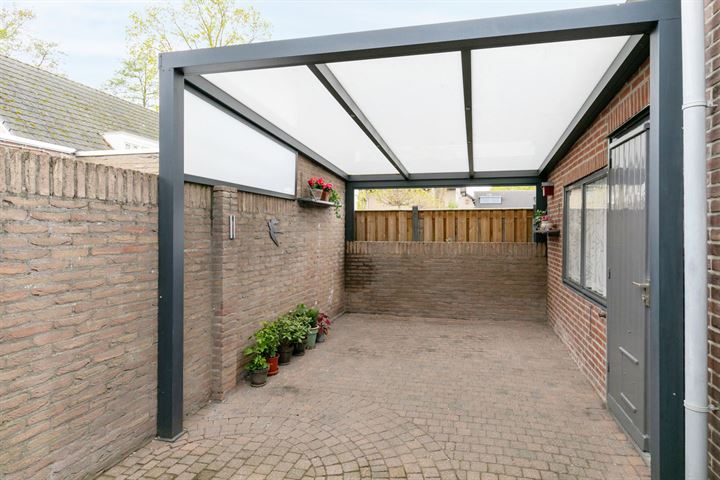 Bekijk foto 27 van Baardwijksestraat 30