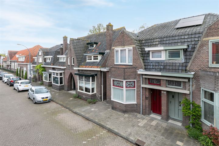 Bekijk foto 32 van Baardwijksestraat 30