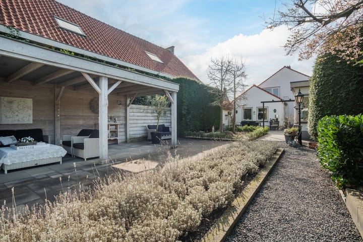 Photo 2 of Holevoetplein 305