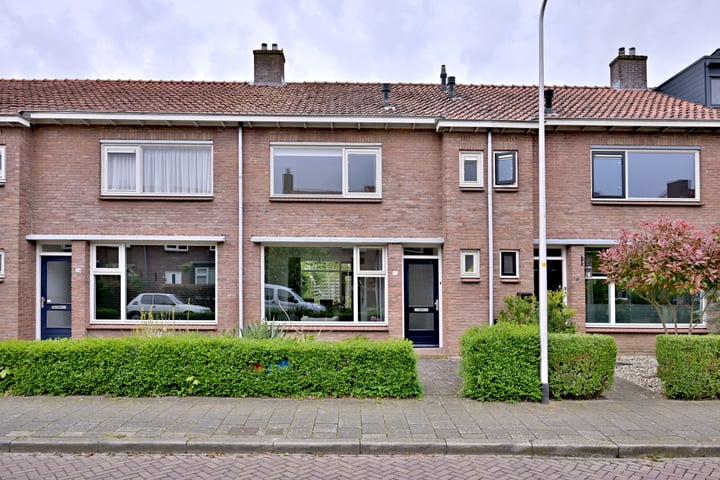 Bekijk foto 1 van Tesselschadestraat 25