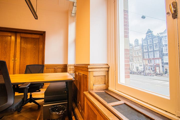 Nieuwezijds Voorburgwal 162