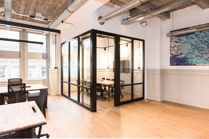 Nieuwezijds Voorburgwal 162