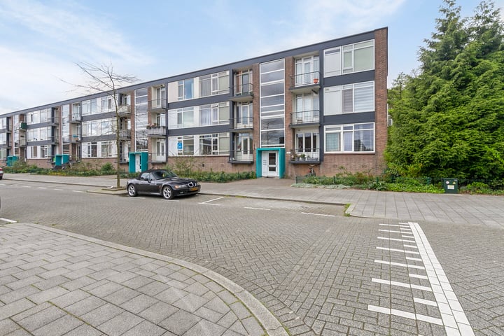 View photo 1 of Wijnruitstraat 23