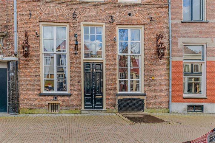 Bekijk foto 2 van Laarstraat 48