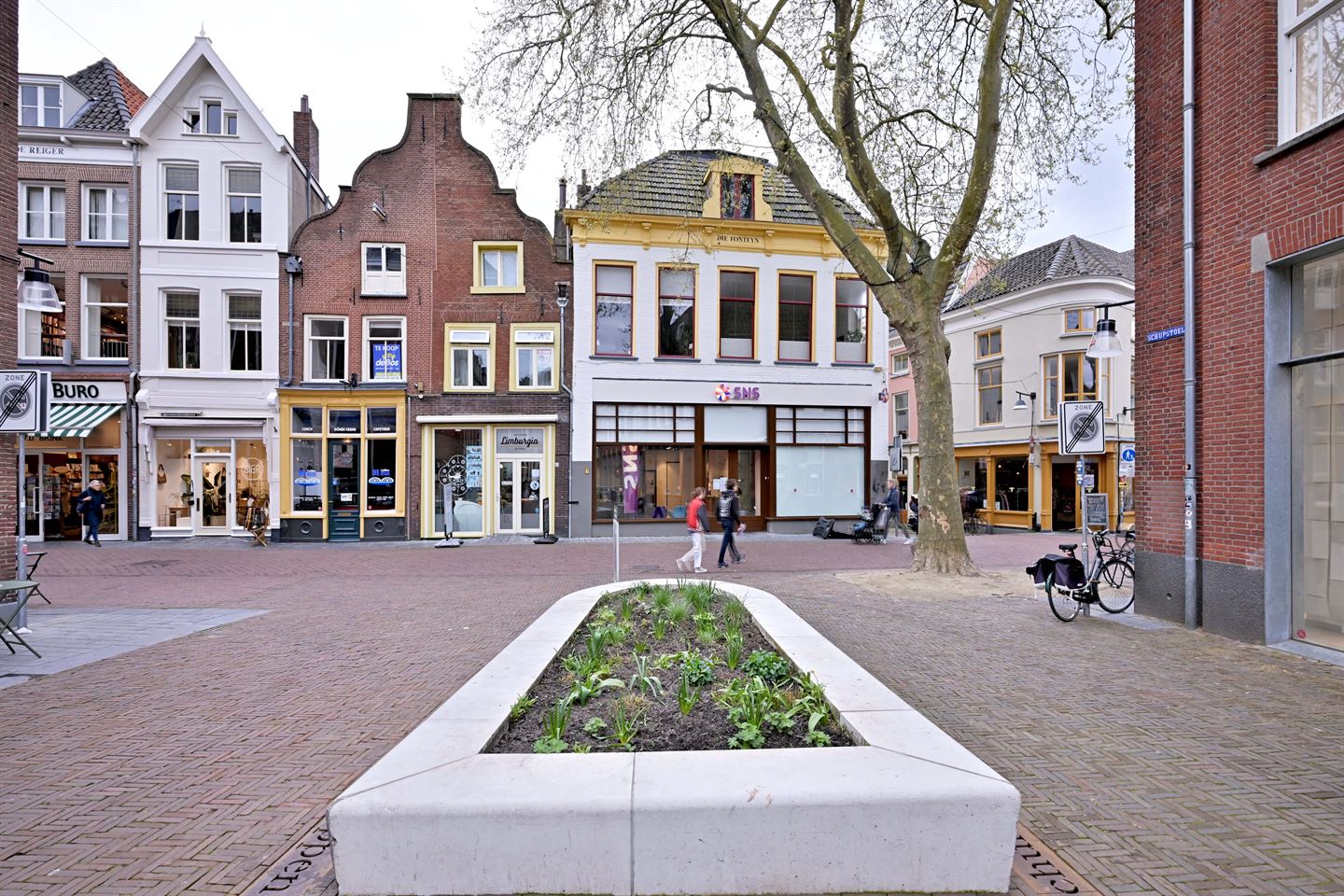 Bekijk foto 4 van Beukerstraat 83