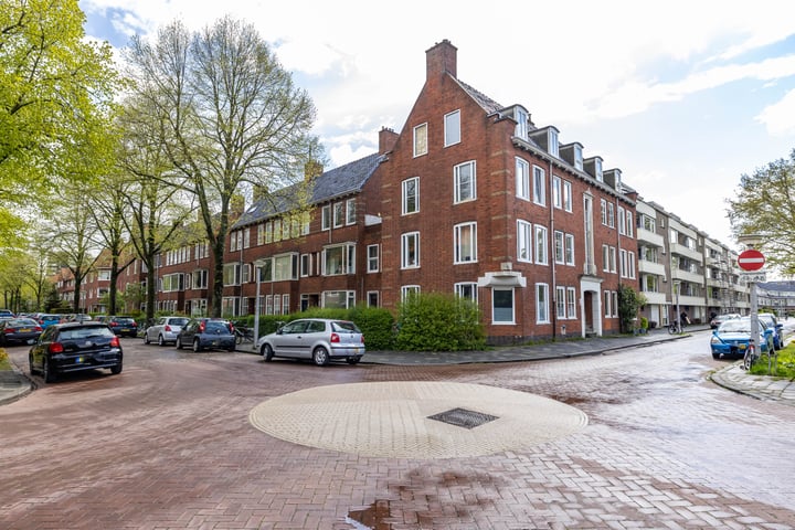 Bekijk foto 43 van Van Heemskerckstraat 40