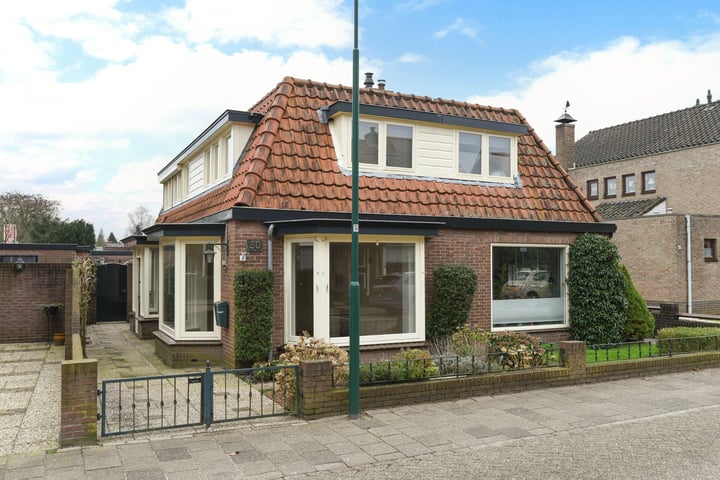 View photo 1 of Weteringstraat 50