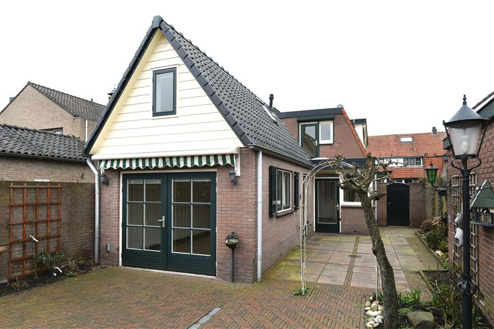 View photo 17 of Weteringstraat 50