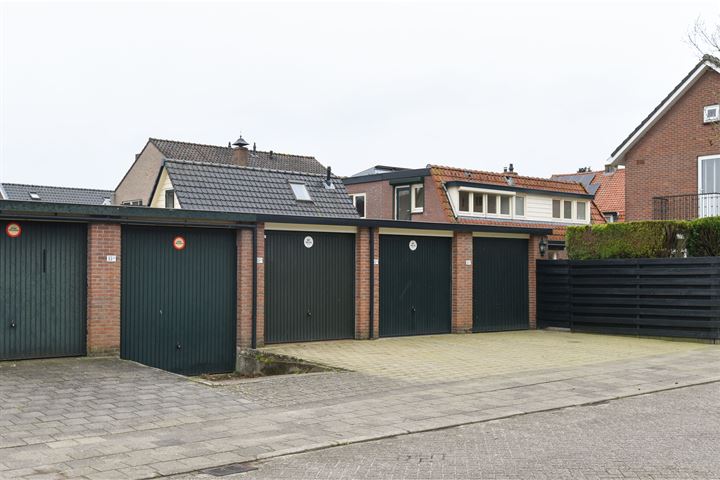 View photo 22 of Weteringstraat 50