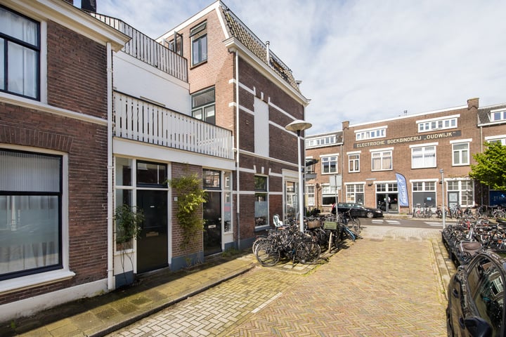 View photo 51 of Iepstraat 1-B