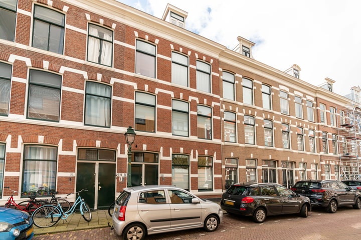 Bekijk foto 1 van Van Swietenstraat 58