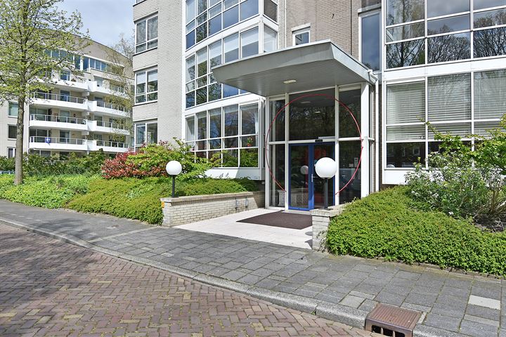 Bekijk foto 10 van Badhuislaan 5