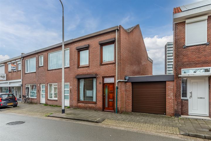 Bekijk foto 32 van Hoefstraat 52