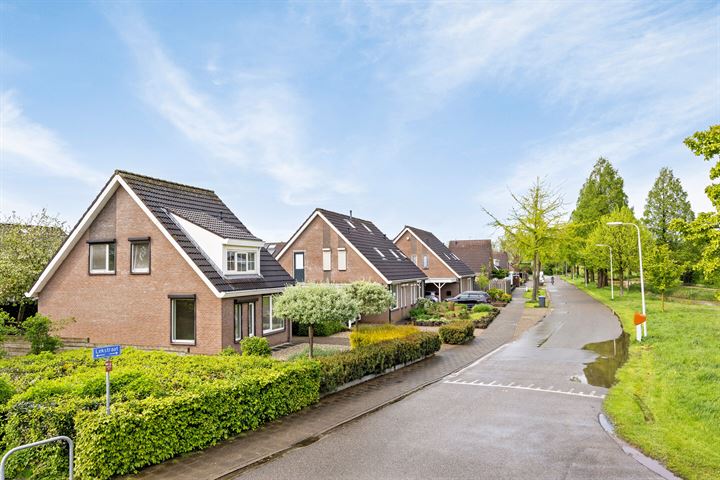 Bekijk foto 33 van Lekstraat 24