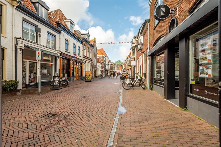 Bekijk foto 34 van Luttekepoortstraat 37