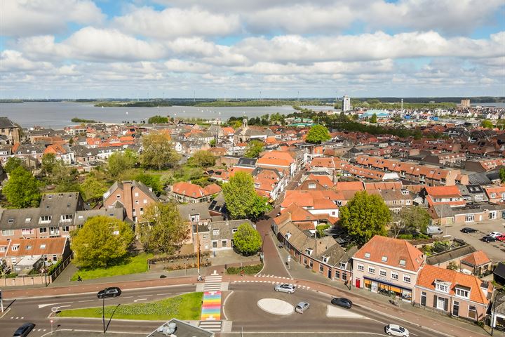 Bekijk foto 39 van Luttekepoortstraat 37