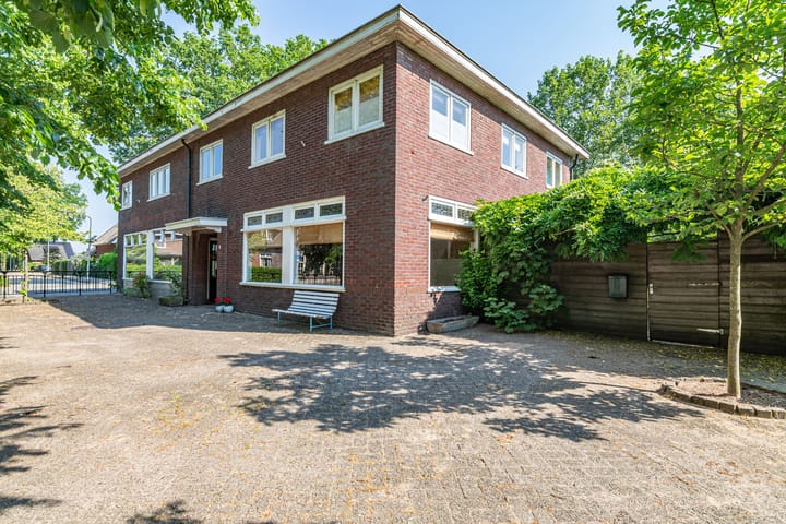 Photo 2 of Butzelaarstraat 1-A