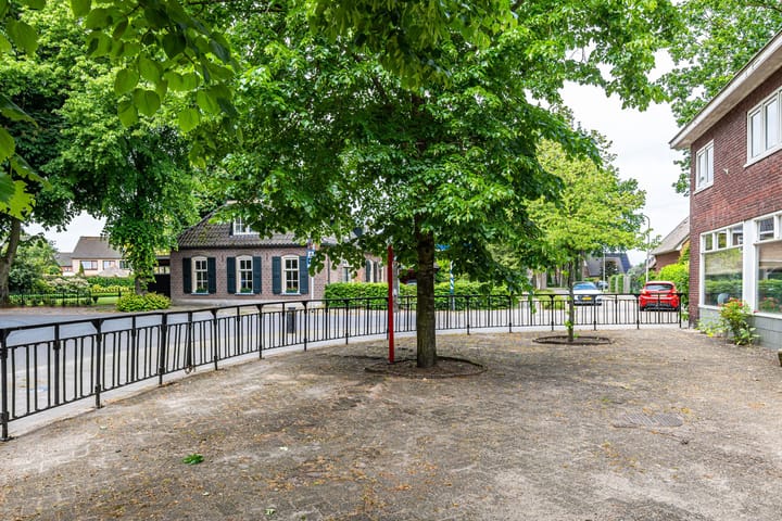 Photo 7 of Butzelaarstraat 1-A