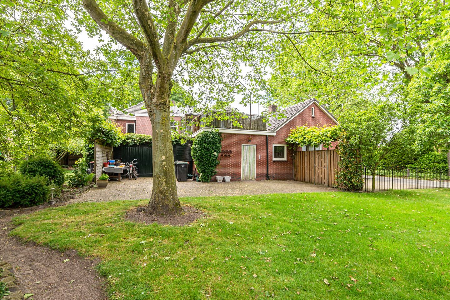 Foto 14 van Butzelaarstraat 1-A