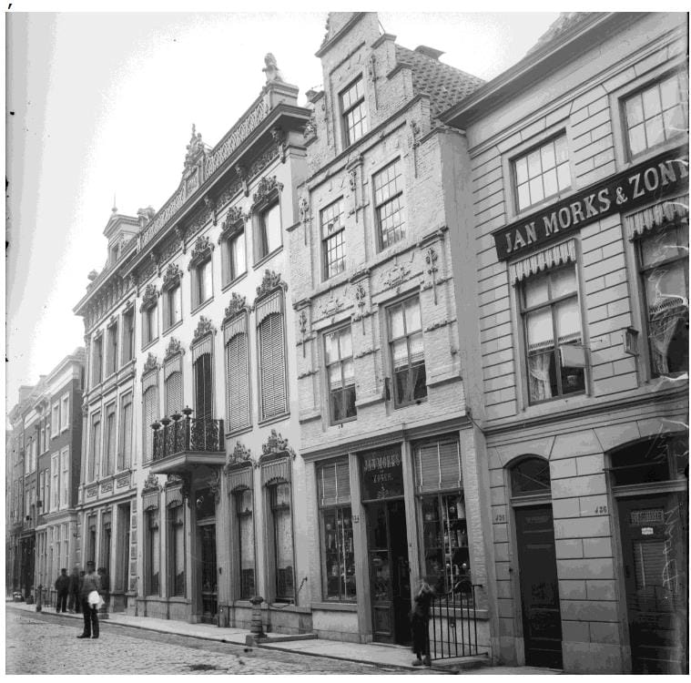 Photo 36 of Voorstraat 168