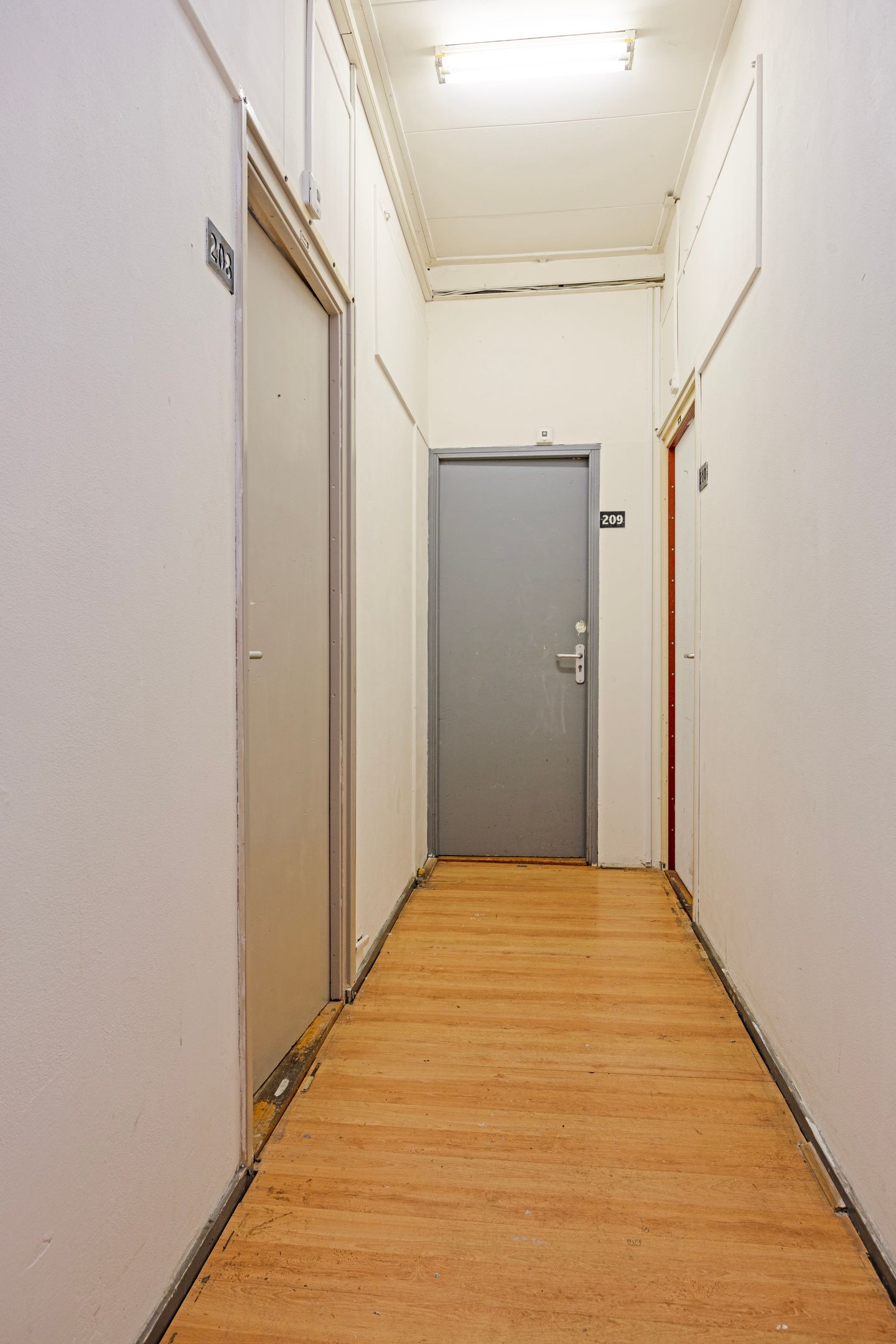 Photo 19 of Voorstraat 168