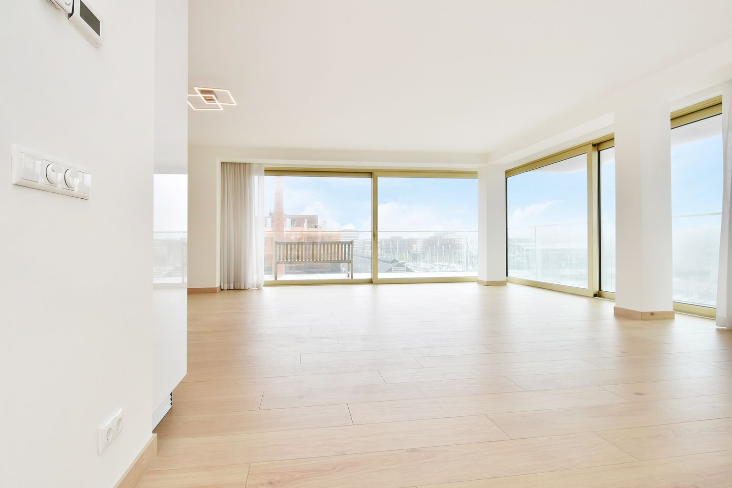 Foto 4 van Dr. Lelykade 176