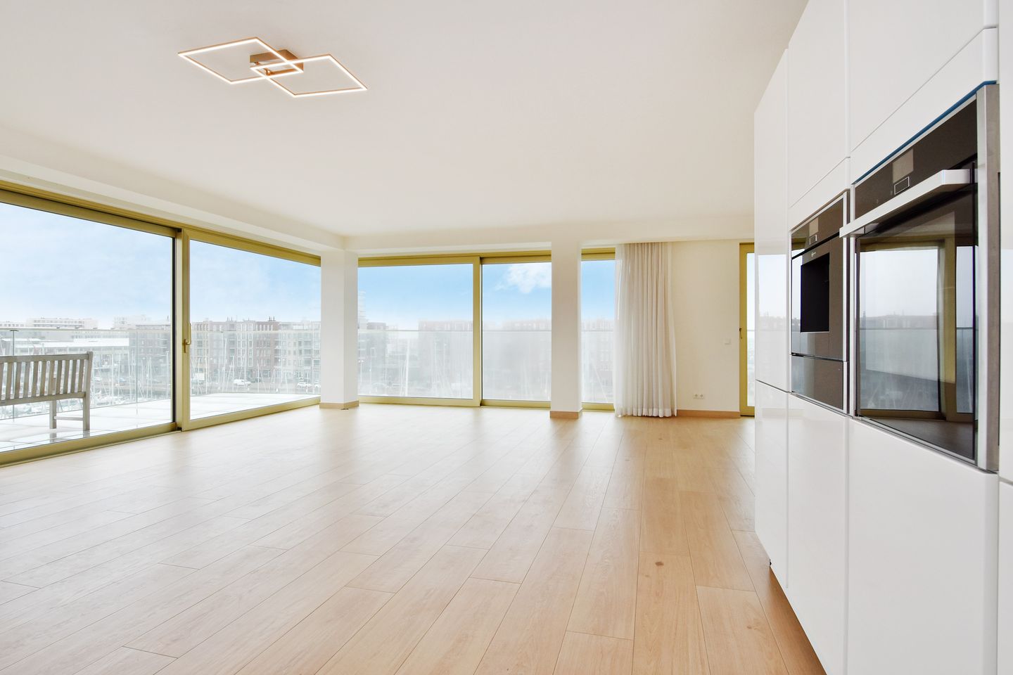 Foto 14 van Dr. Lelykade 176