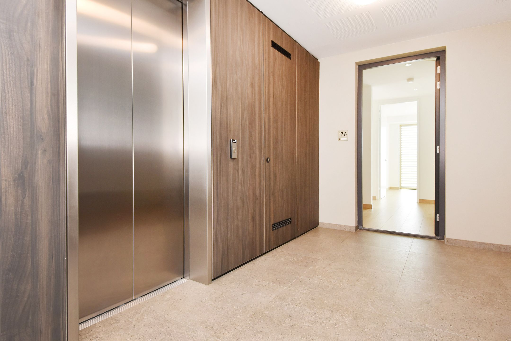 Foto 42 van Dr. Lelykade 176